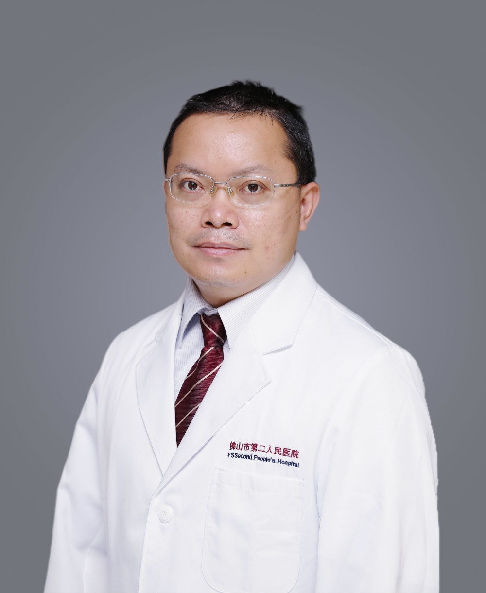 主任医师 黄秉文