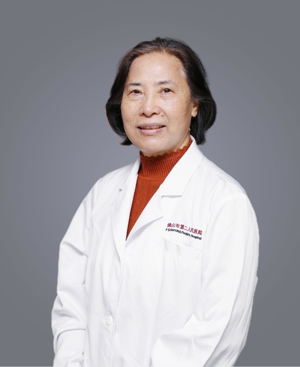 副主任医师 余素平