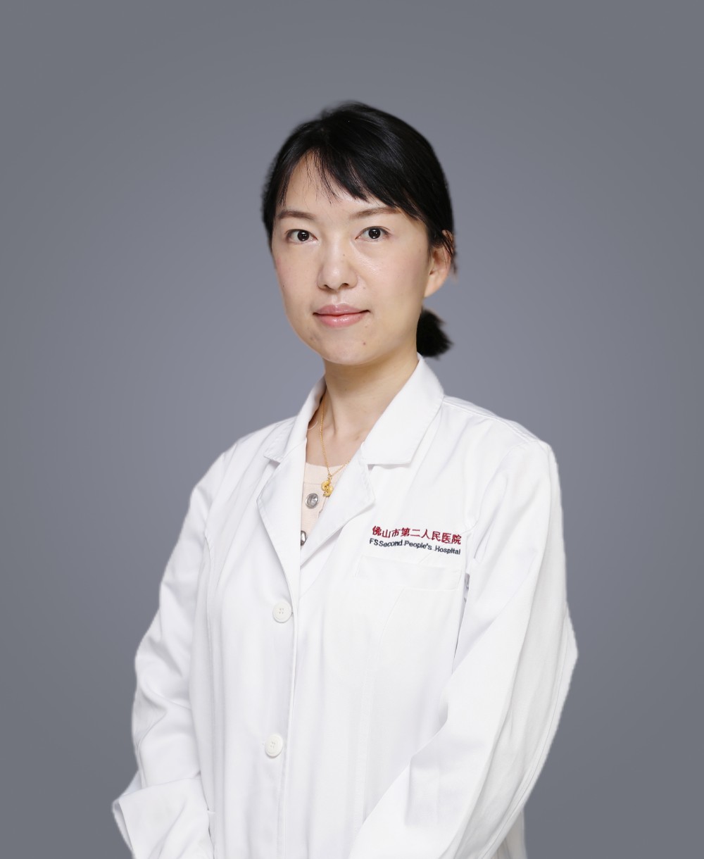 副主任医师 眼科学硕士 吕依洋