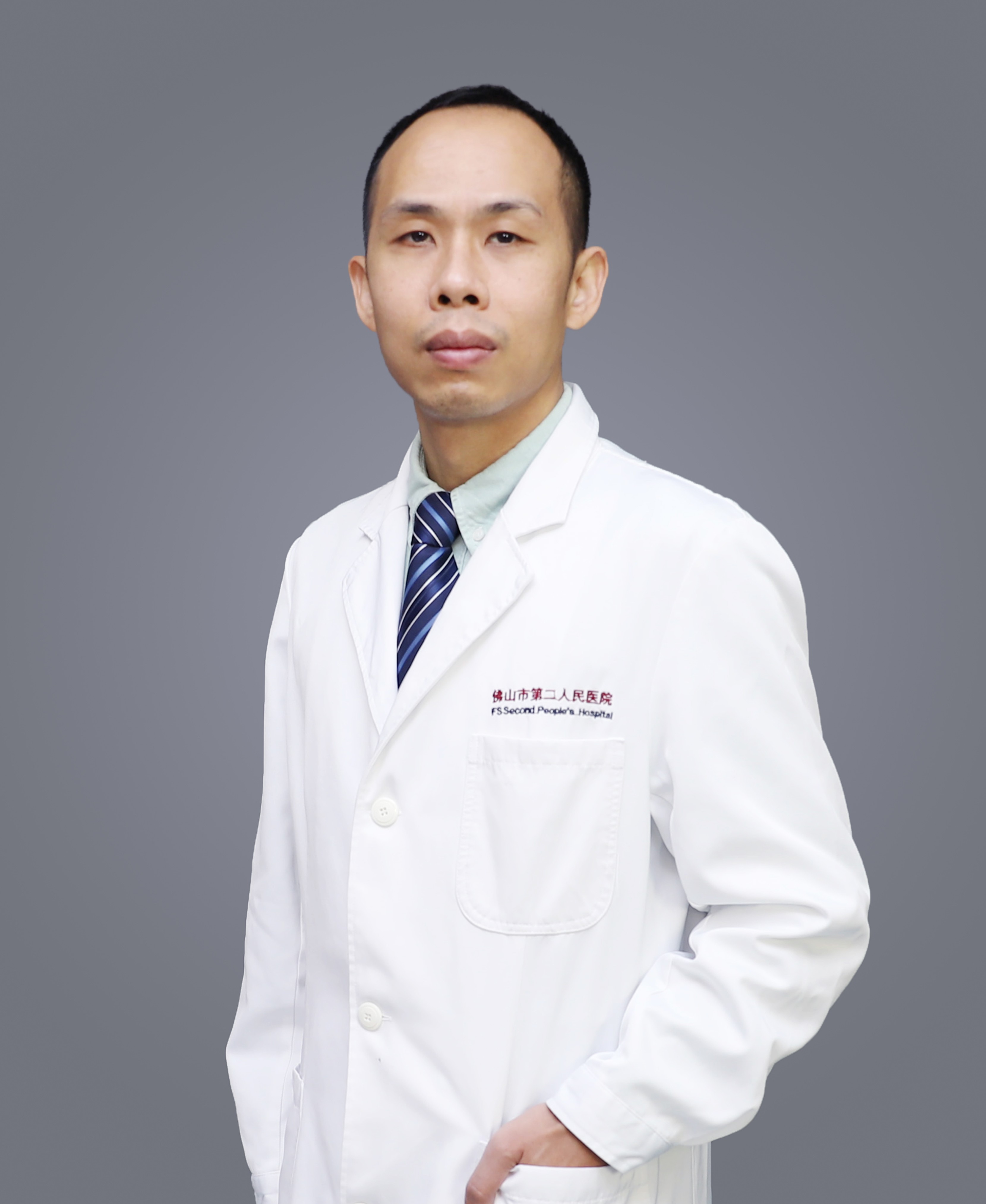 主任医师、医学硕士 吴冠祺