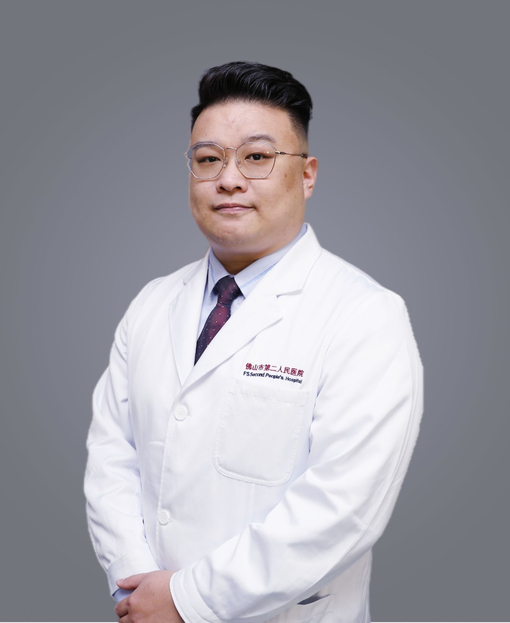 主治中医师 郑富淇