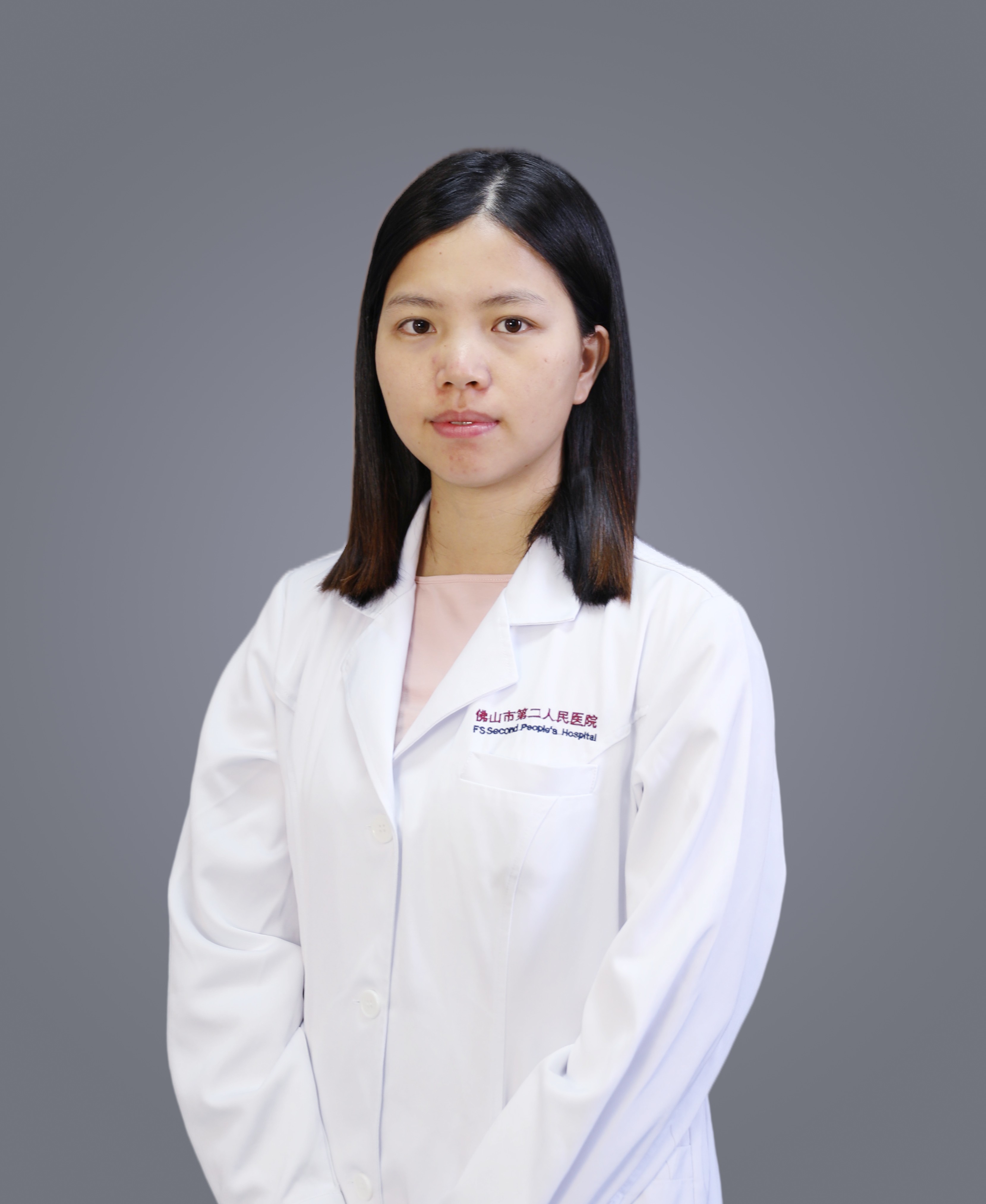 主治医师 郑婵云