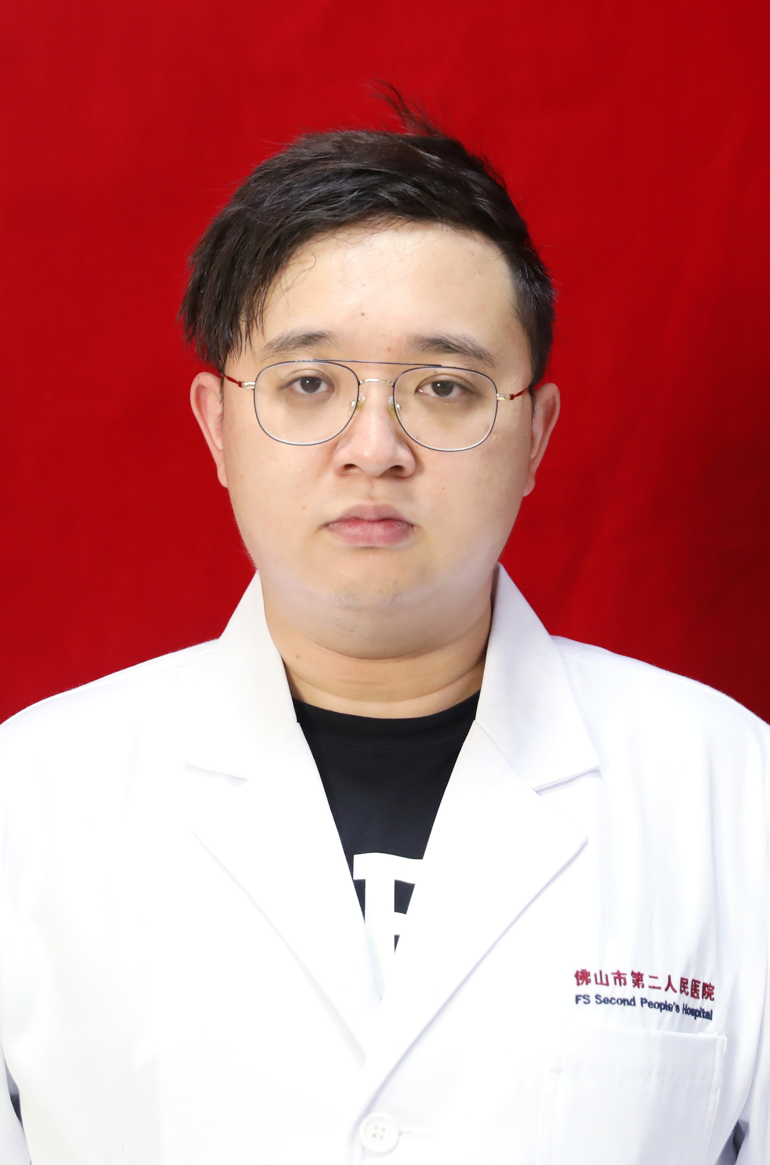 主治医师 刘星河