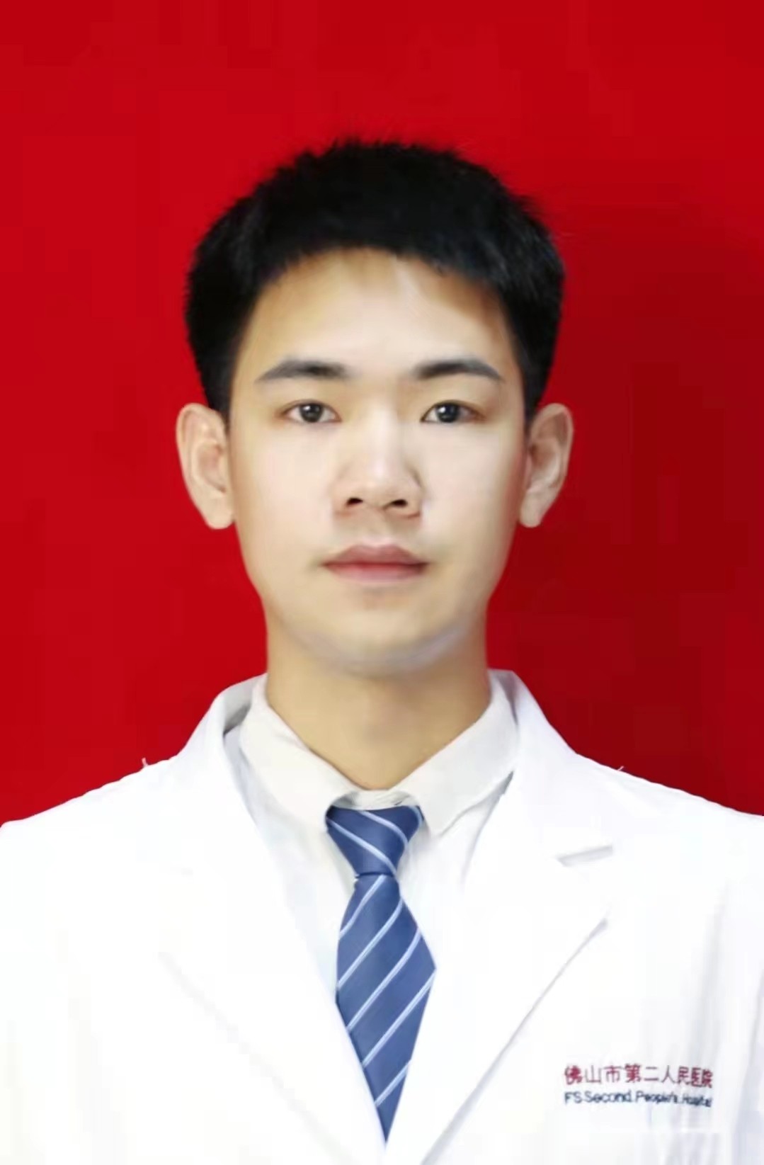 主治医师 梁伟杰