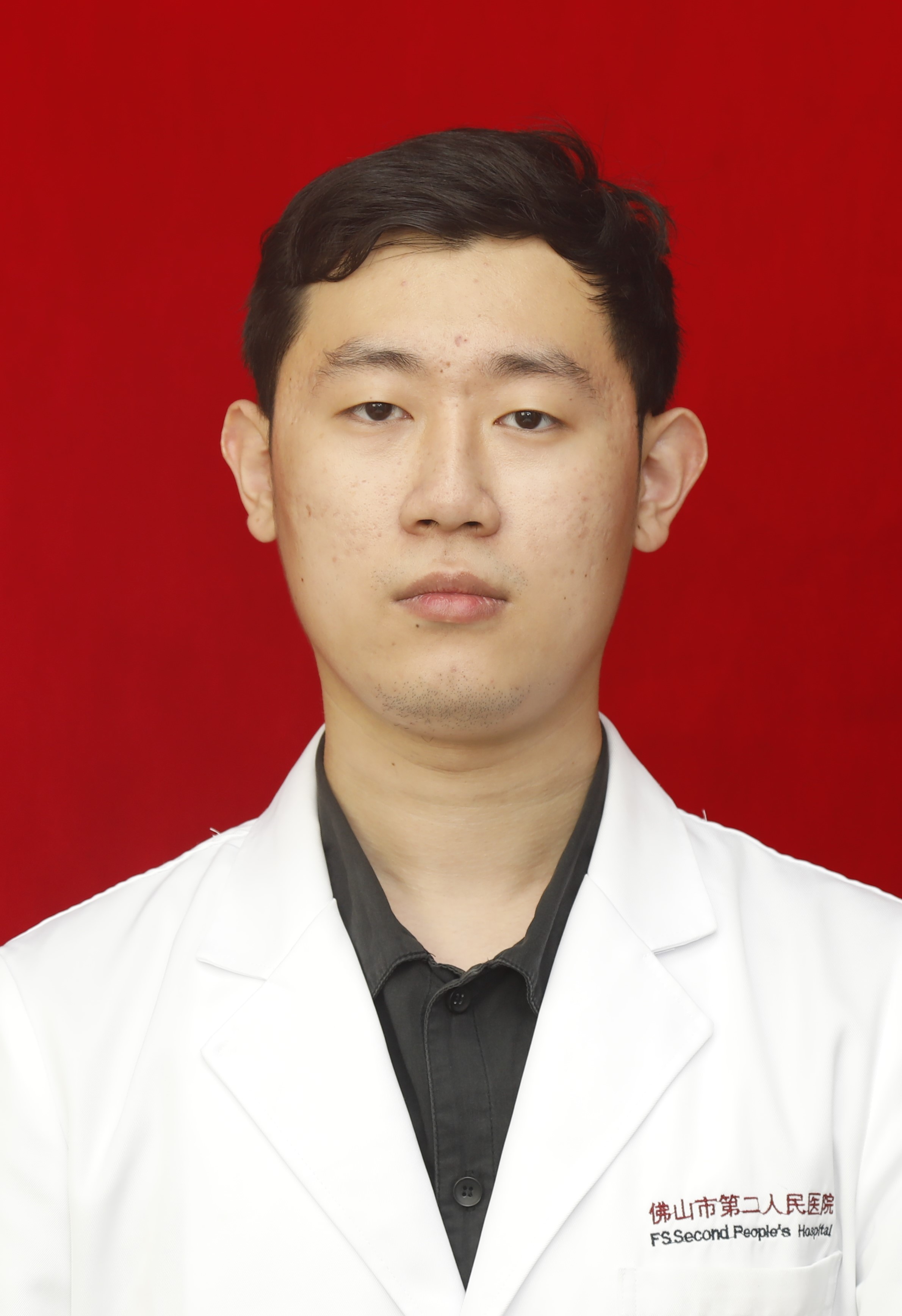 主治医师 硕士研究生 苏华健