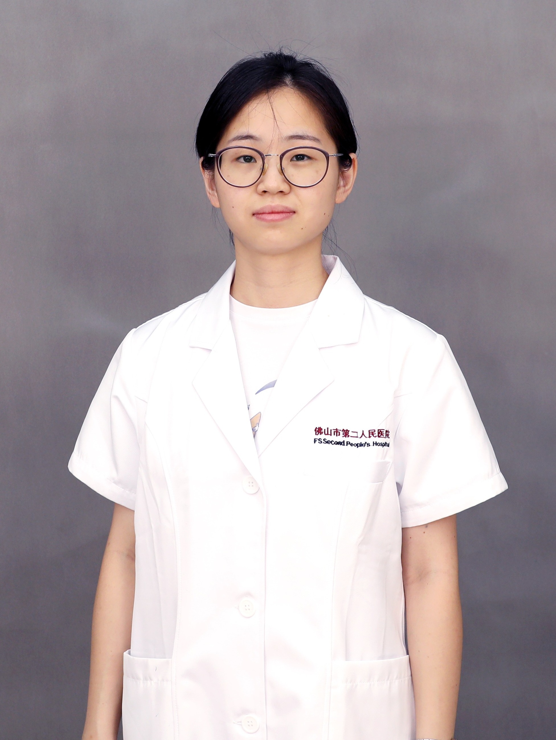 医师 硕士研究生 陈颖星