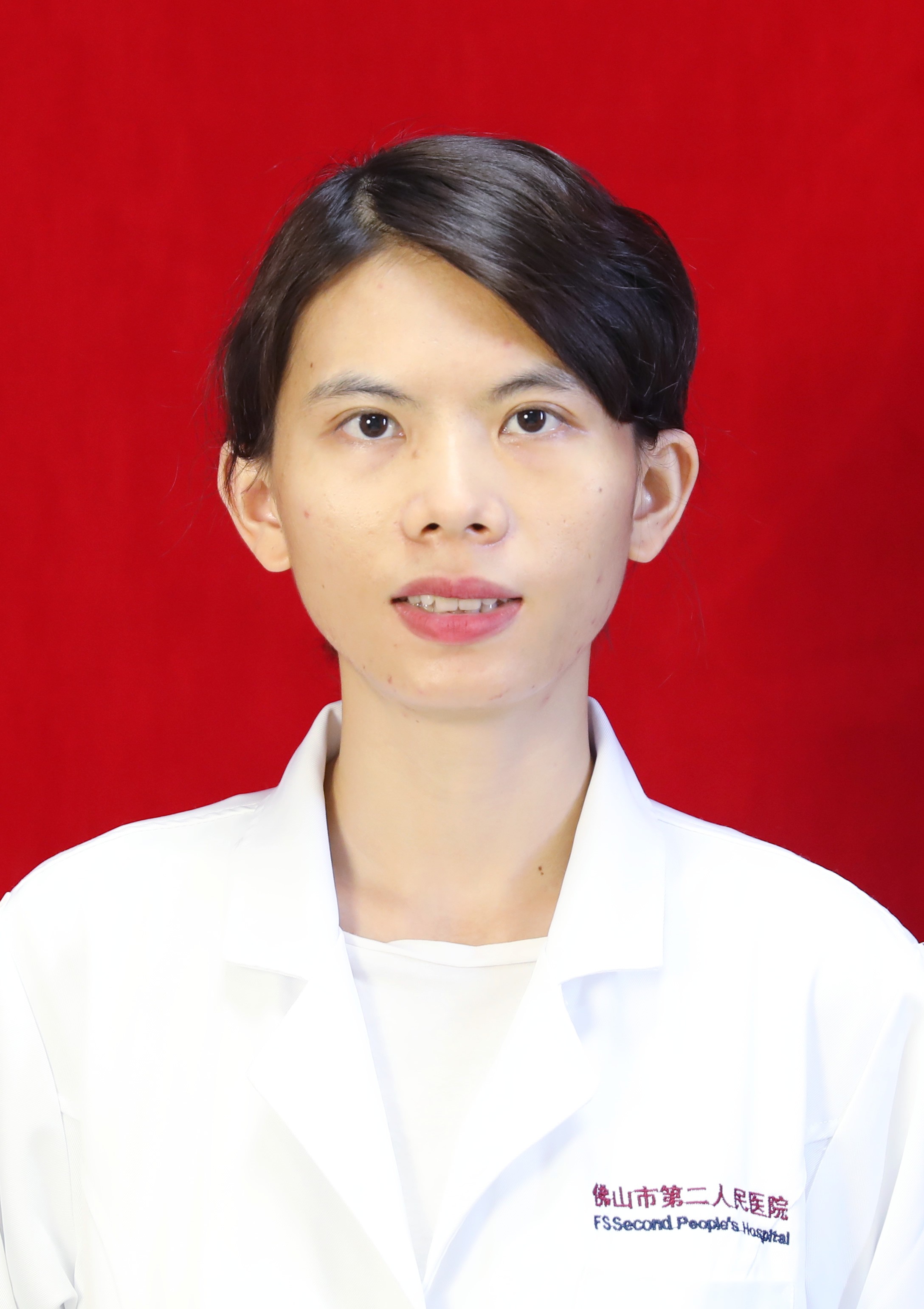 主治医师 硕士研究生 梁秋兰