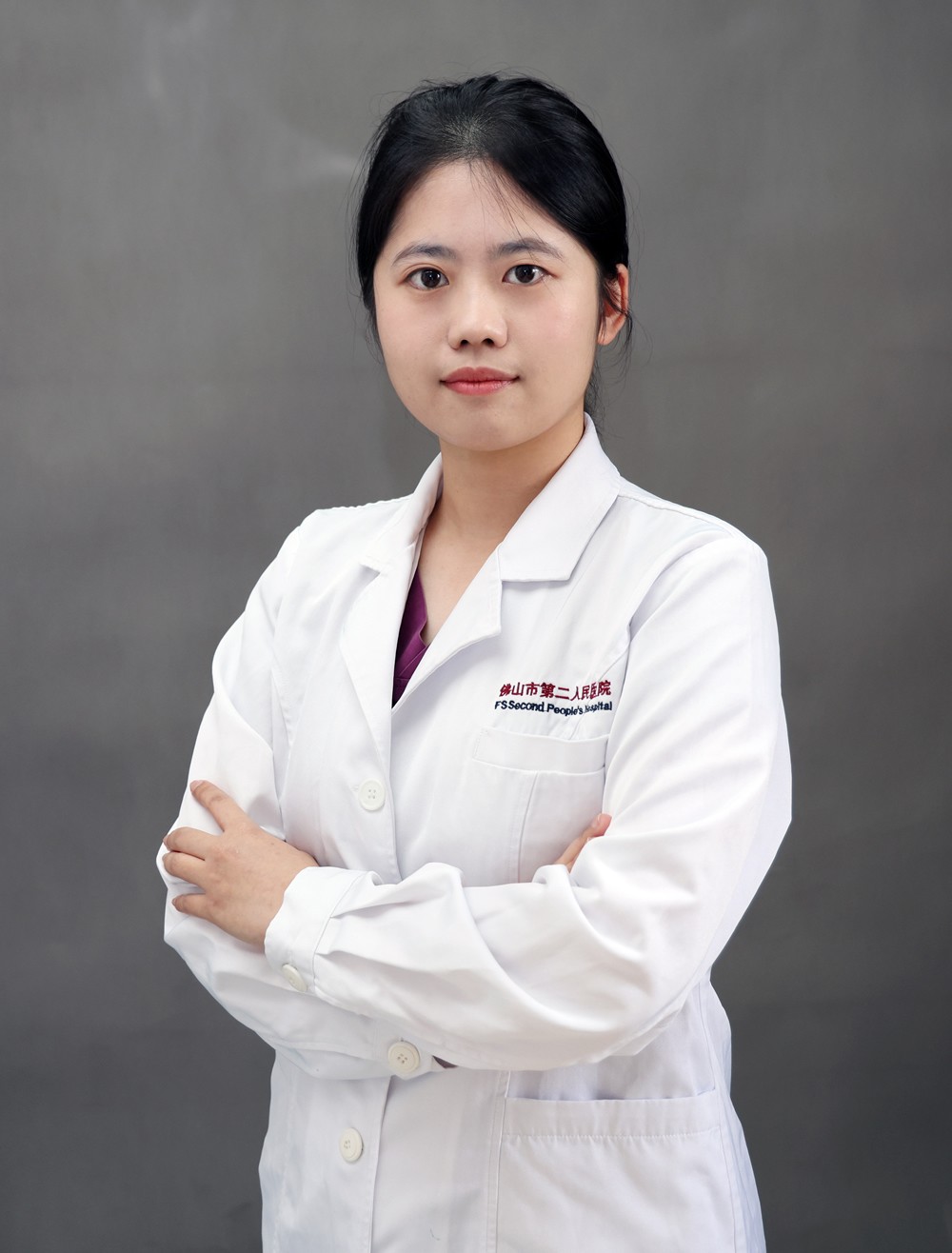 主治医师 眼科学硕士 梁琦晨