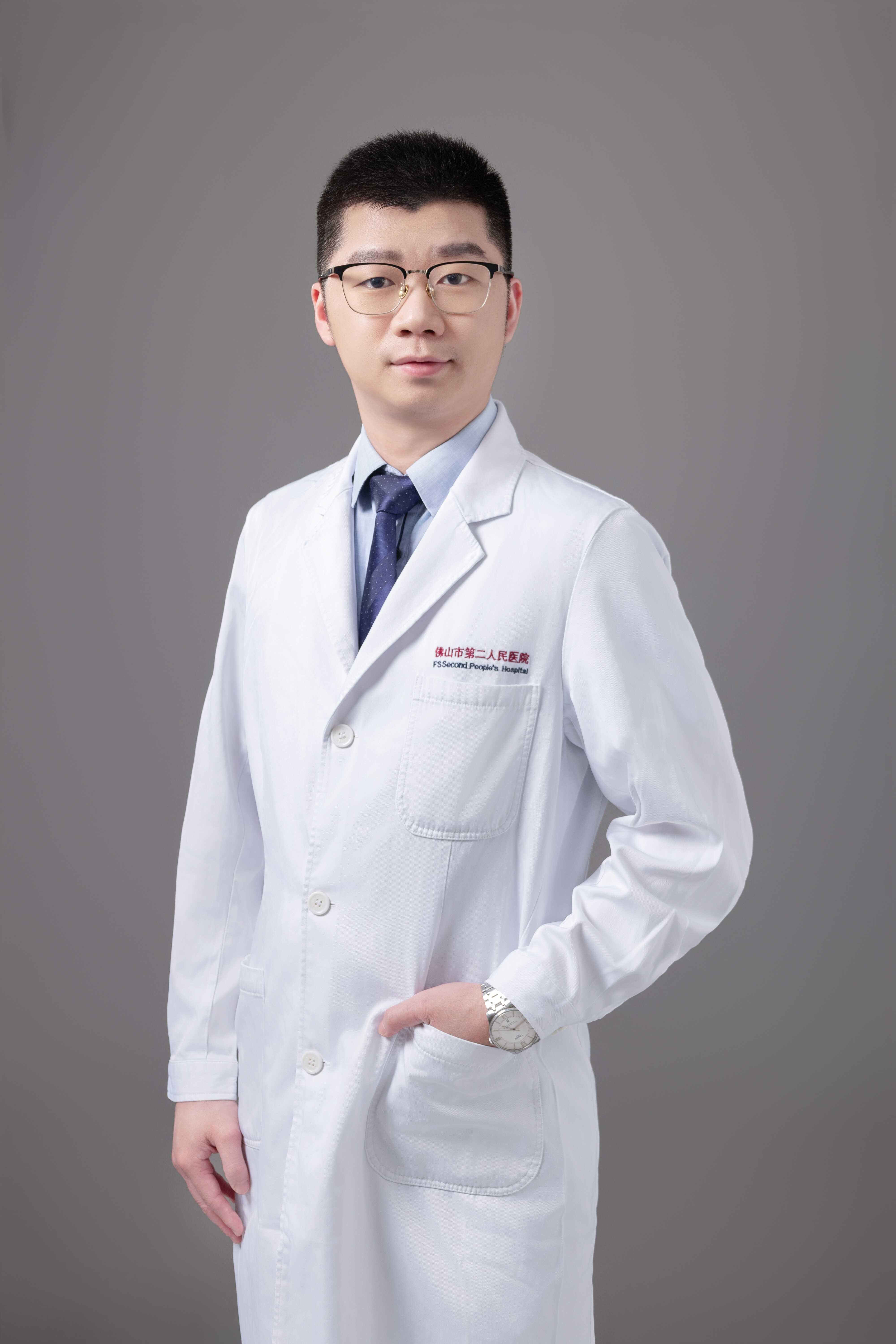 副主任医师 叶钿均