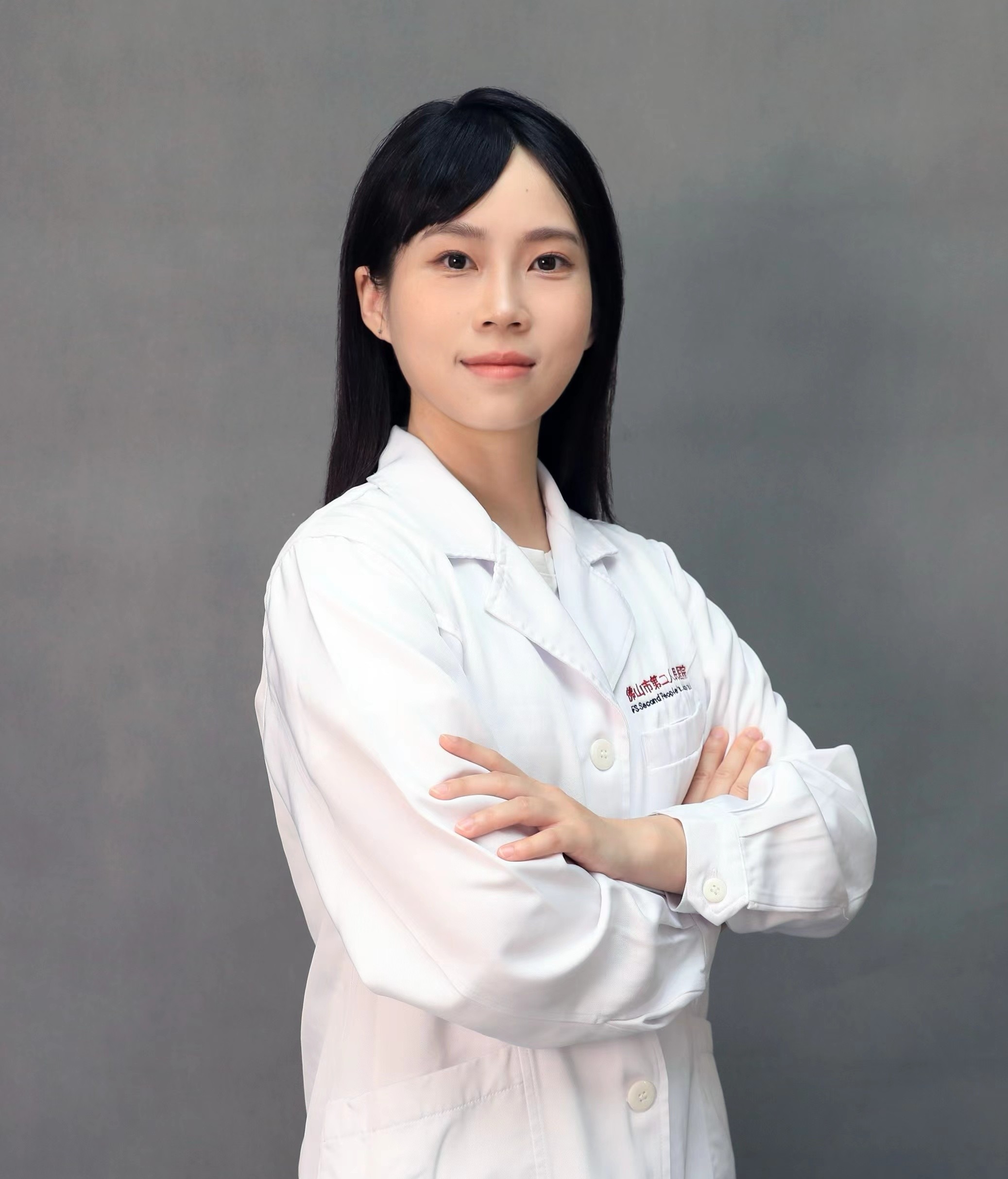 医师 硕士研究生 何佩珊